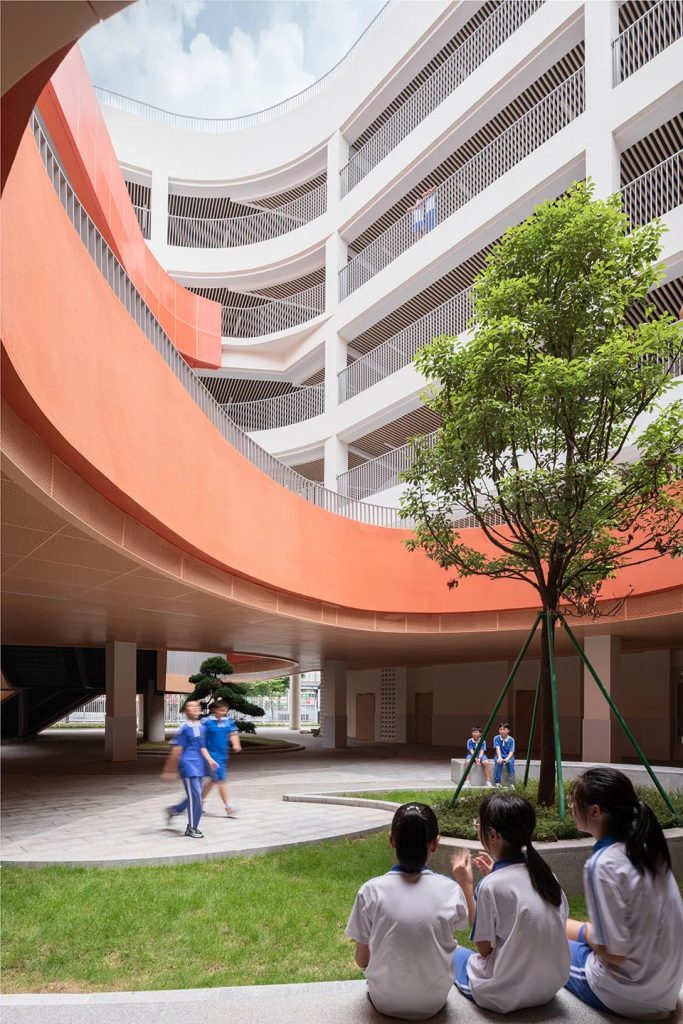 图片[28]-拥有抬升操场的校园（二十四）——光与风的围屋 - 星河学校 畎亩建筑 - 优集之狐-优集之狐