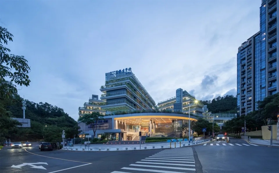 图片[3]-拥有抬升操场的校园（二十）——云端书院 - 深圳福田区实验教育集团侨香学校（北校区） 申都设计集团有限公司深圳分公司 - 优集之狐-优集之狐