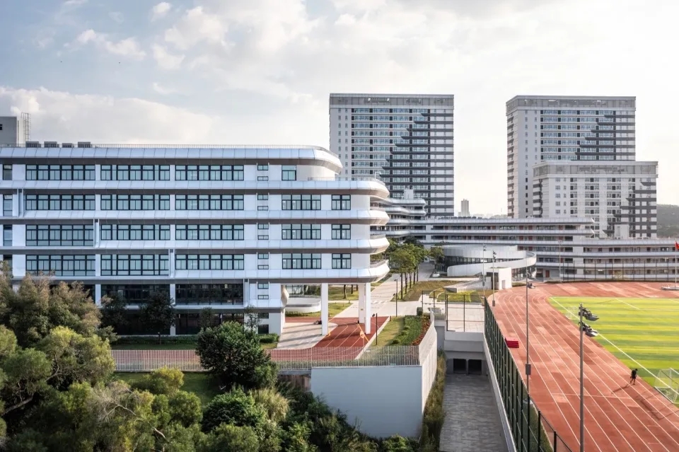 拥有抬升操场的校园（十九）——观澜中学改扩建 华阳国际设计集团 - 优集之狐-优集之狐