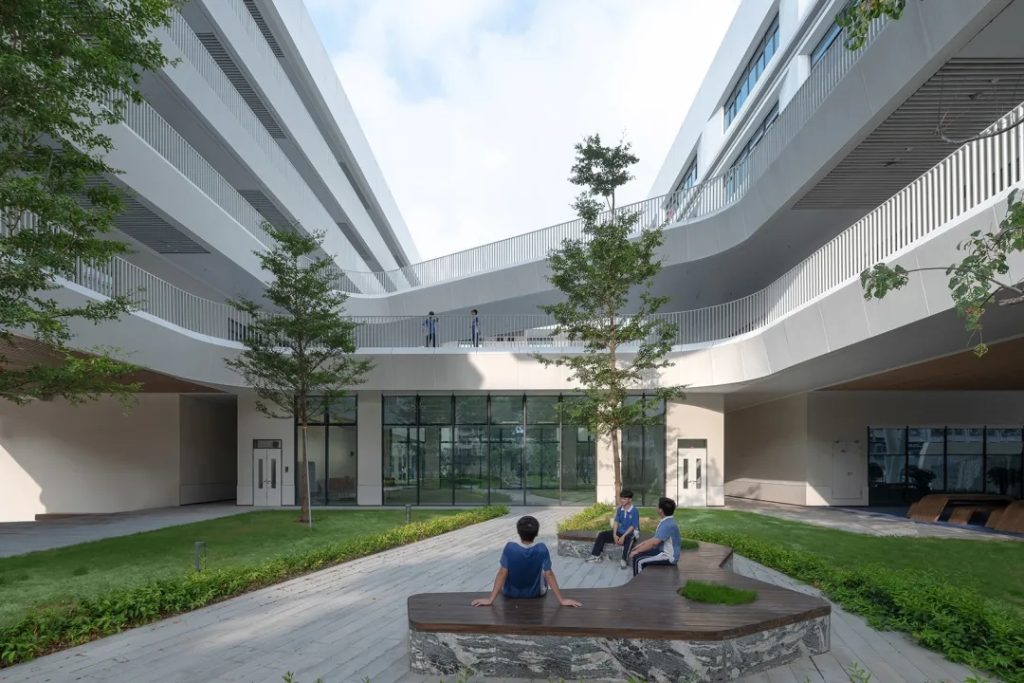图片[12]-拥有抬升操场的校园（十七）——华阳国际新作 深圳市红山中学 - 优集之狐-优集之狐