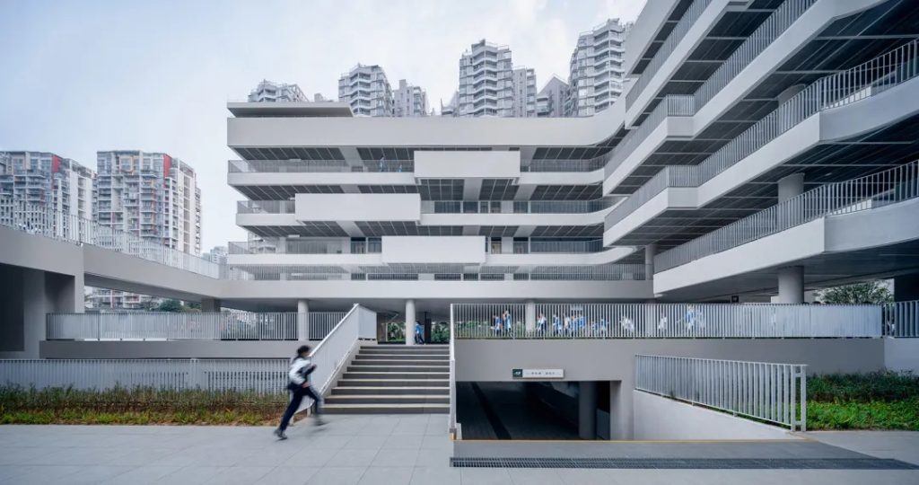 图片[11]-拥有抬升操场的校园（十五）——链接与重塑 - 深圳南山麒麟中学改扩建工程 深圳大学建筑设计研究院·元本体工作室 - 优集之狐-优集之狐