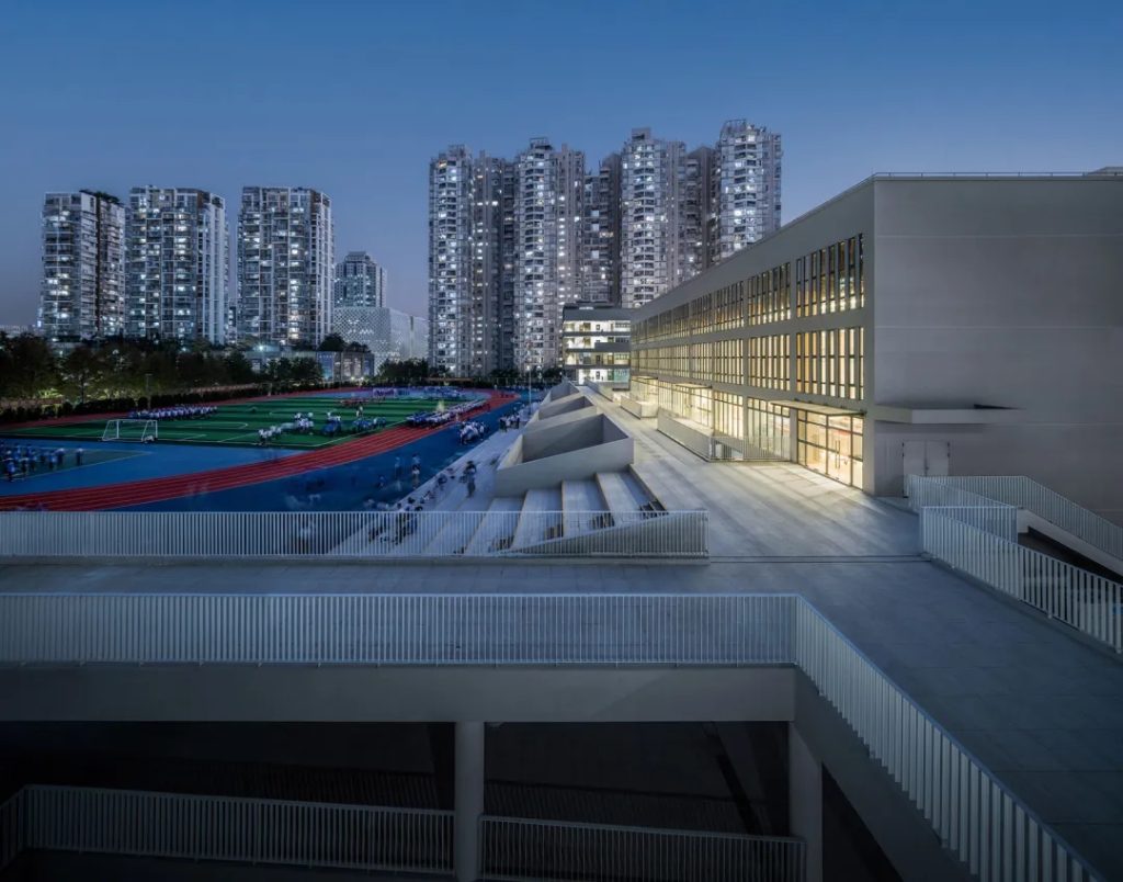 图片[20]-拥有抬升操场的校园（十五）——链接与重塑 - 深圳南山麒麟中学改扩建工程 深圳大学建筑设计研究院·元本体工作室 - 优集之狐-优集之狐