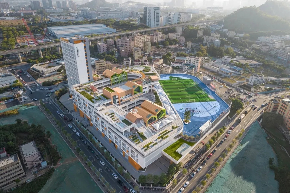 图片[4]-拥有抬升操场的校园（十四）——叠顶游园—极限场地的田园式回应 - 深圳东部湾区实验学校，建筑设计 申都设计集团有限公司深圳分公司 - 优集之狐-优集之狐