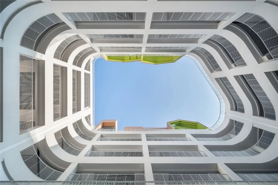 图片[6]-拥有抬升操场的校园（十四）——叠顶游园—极限场地的田园式回应 - 深圳东部湾区实验学校，建筑设计 申都设计集团有限公司深圳分公司 - 优集之狐-优集之狐