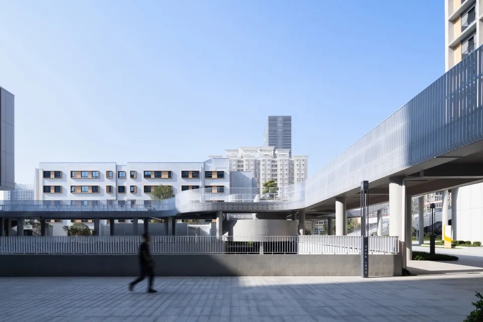 图片[54]-拥有抬升操场的校园（十一）——西安高新第一中学（高中部）改扩建暨社会共享停车场建设项目 中国建筑西北设计研究院 - 优集之狐-优集之狐