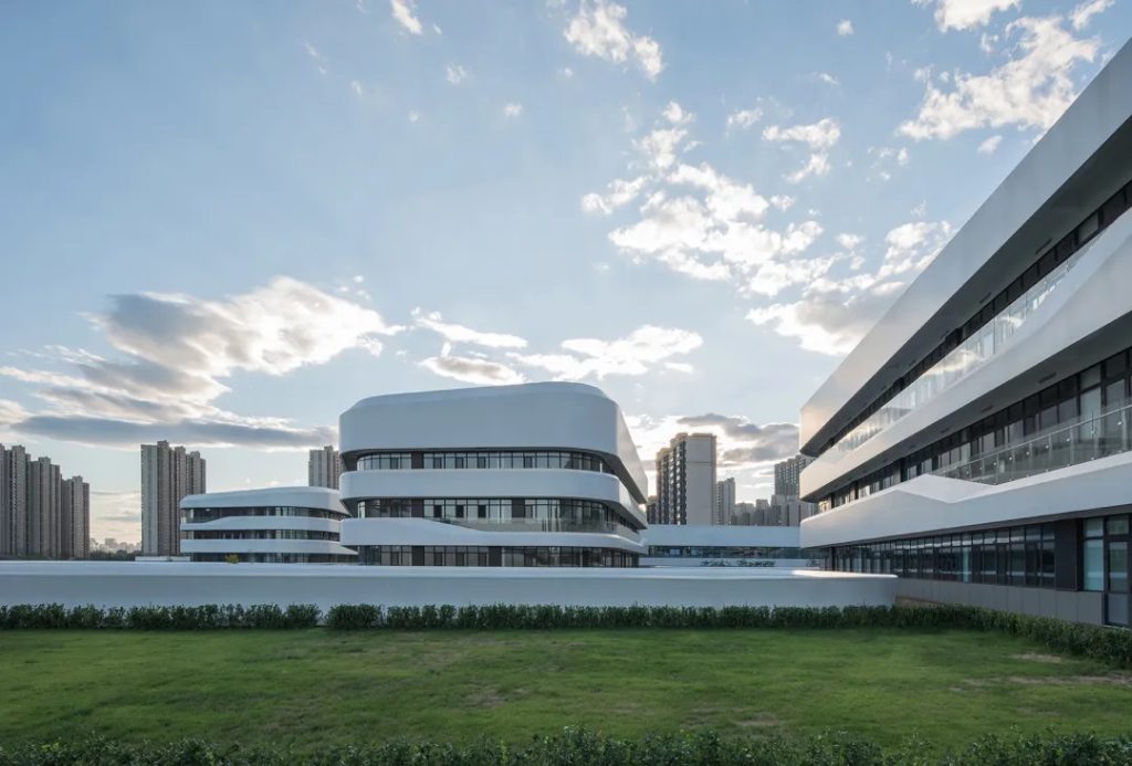 图片[19]-拥有抬升操场的校园（八）——BIAD新作 清华附中广华学校 - 优集之狐-优集之狐