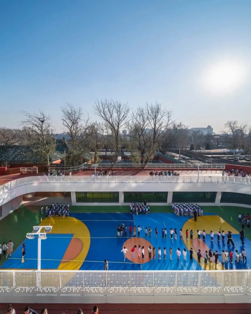 图片[2]-拥有抬升操场的校园（六）——都市实践新作｜北京新世纪实验小学改造 - 优集之狐-优集之狐