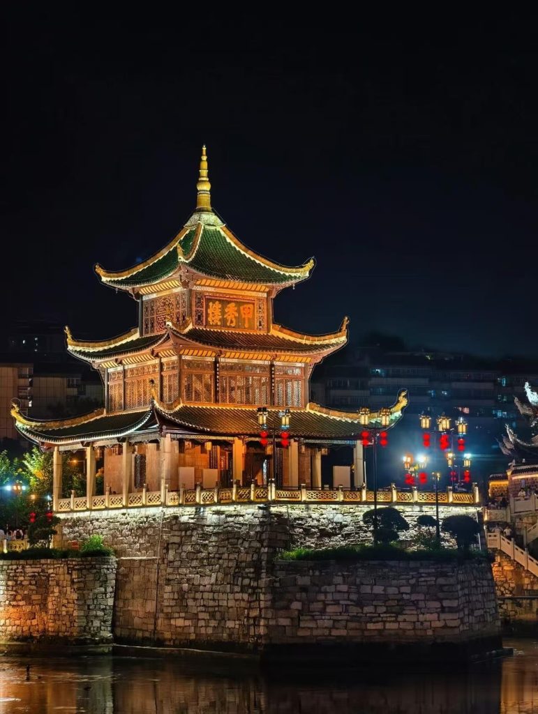 图片[7]-贵阳地标：甲秀楼 - 优集之狐-优集之狐